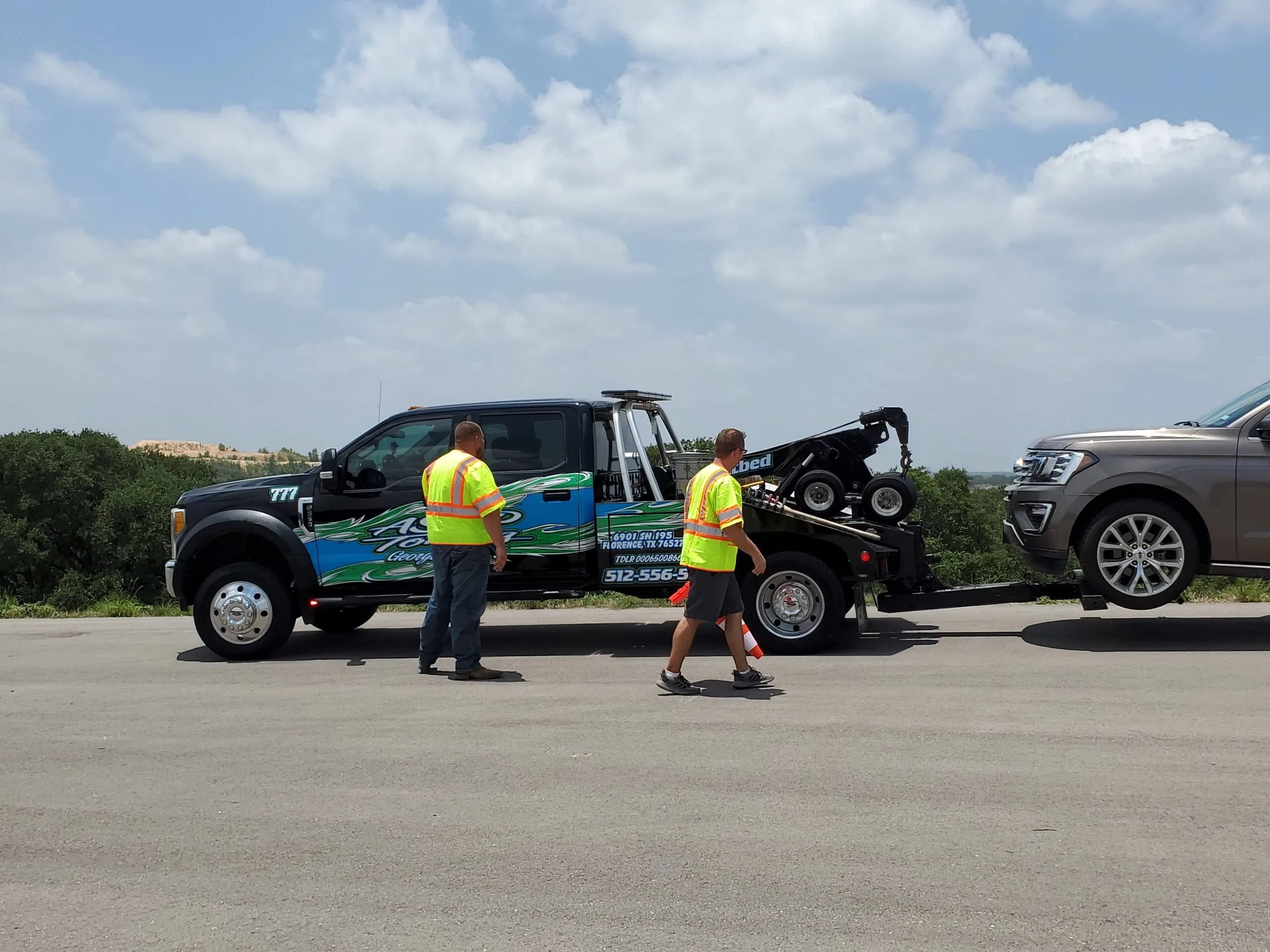 Towing Company Elroy